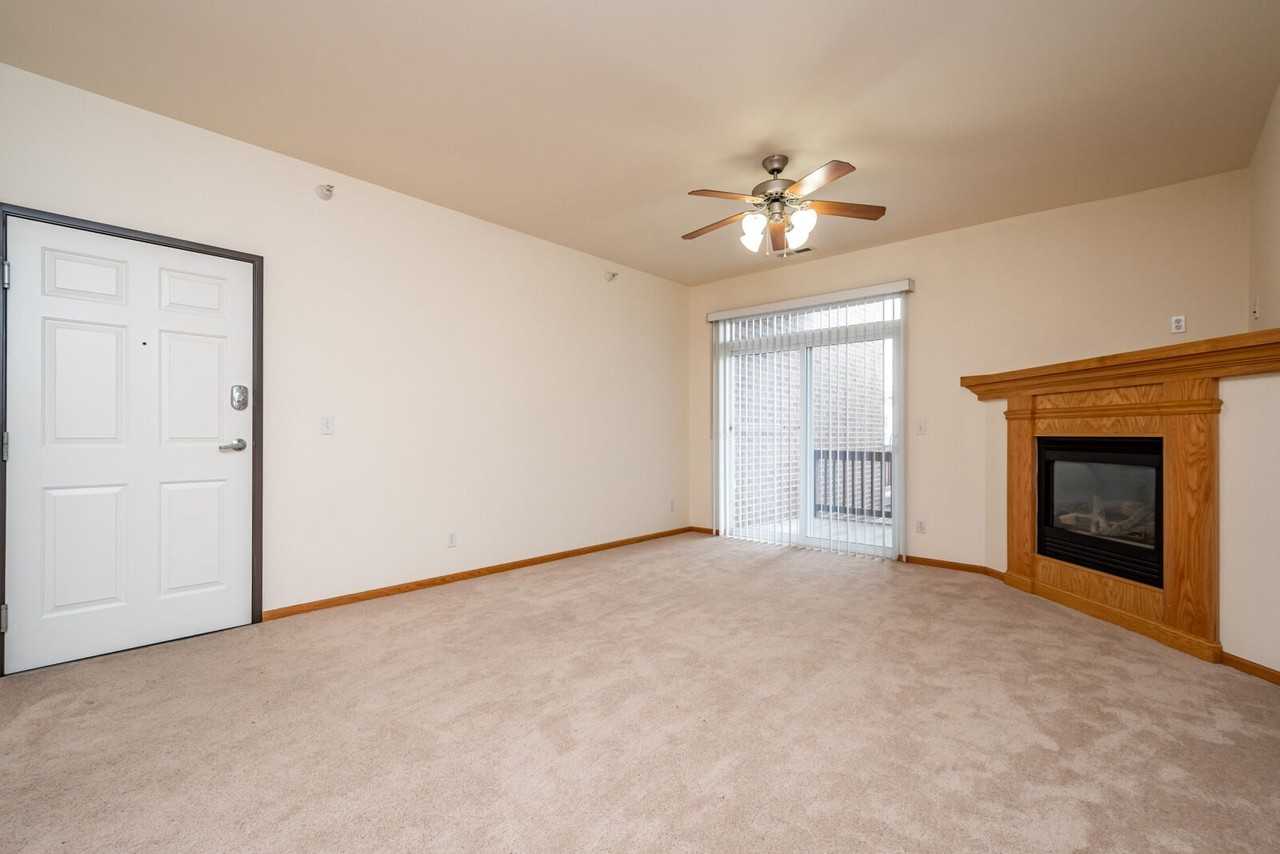 31 Redtail Dr #8 - Photo 3 of 19