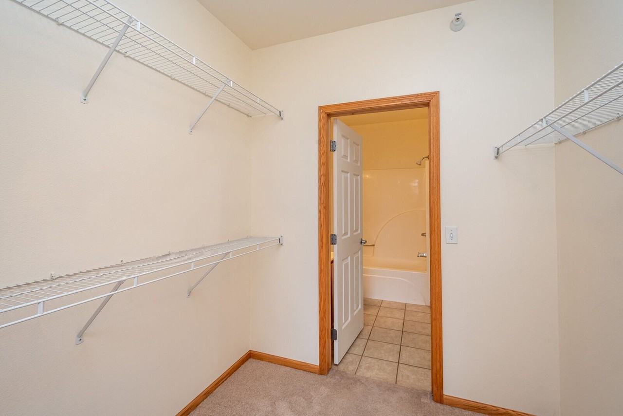 31 Redtail Dr #8 - Photo 5 of 19