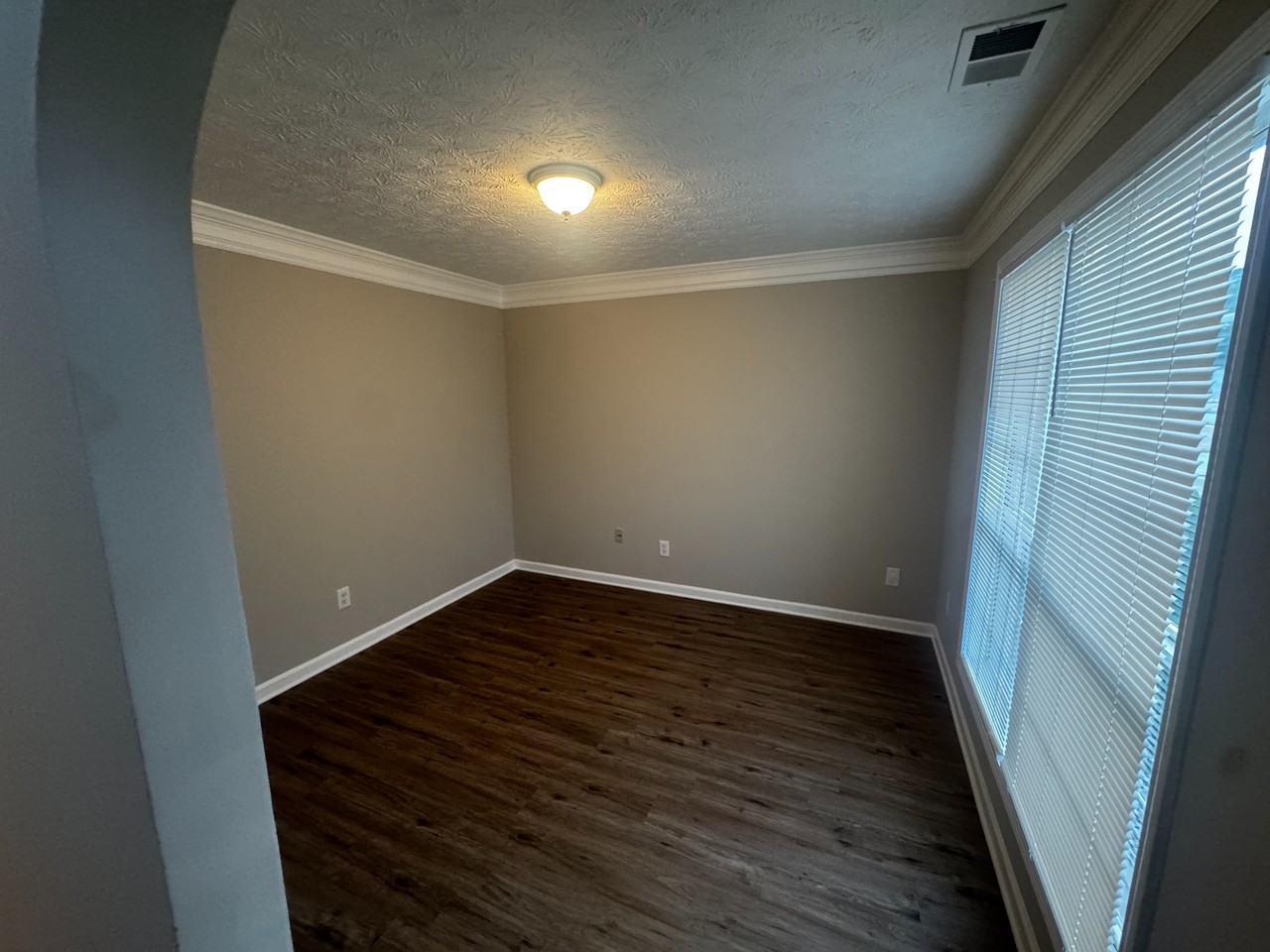 739 Tara Bend - Photo 5 of 39