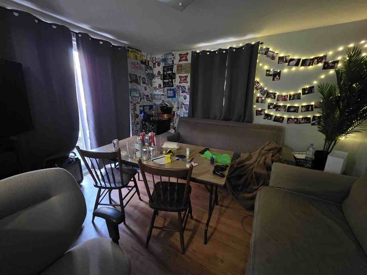 254 Barrie Street #1 - Photo 2 of 9