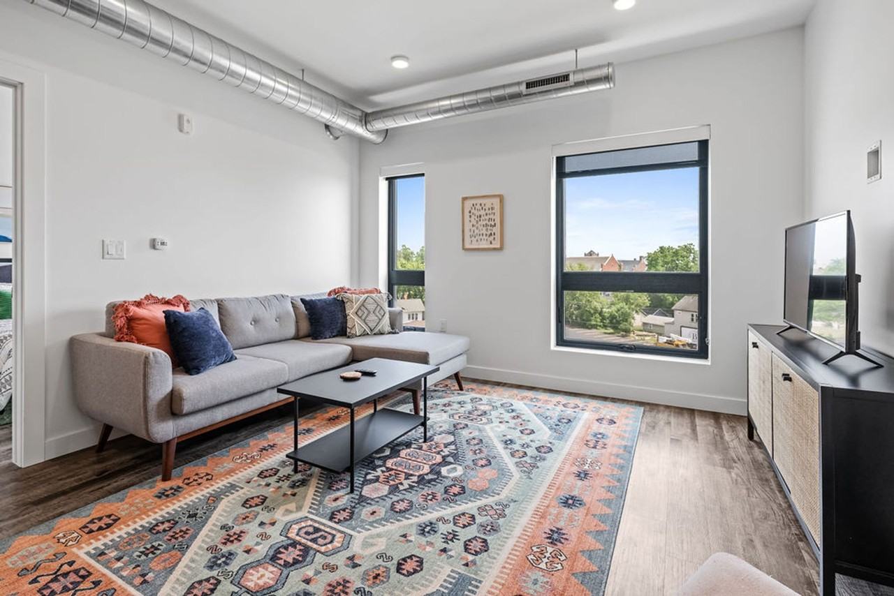 Brio Building - Photo 5 of 19