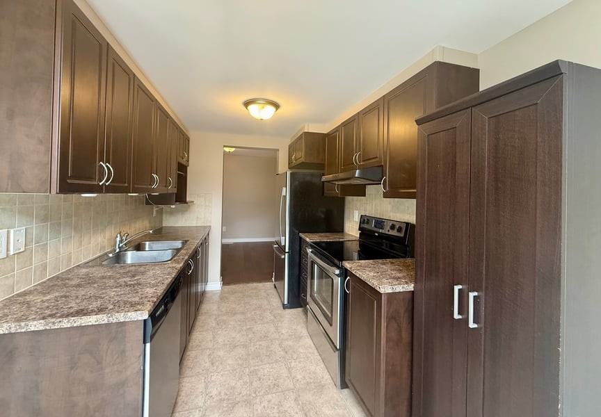 552 Langelier Avenue - Photo 4 of 14