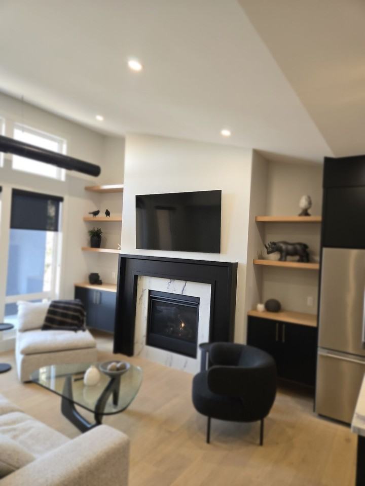 1924 26a Street SW #1 - Photo 7 of 14