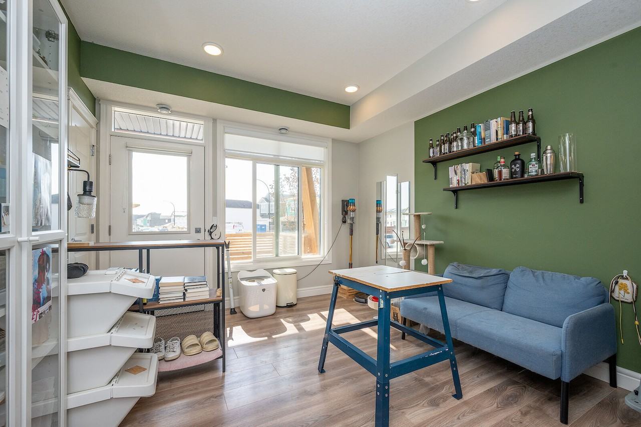 282 Seton Pass Se #1 - Photo 3 of 12