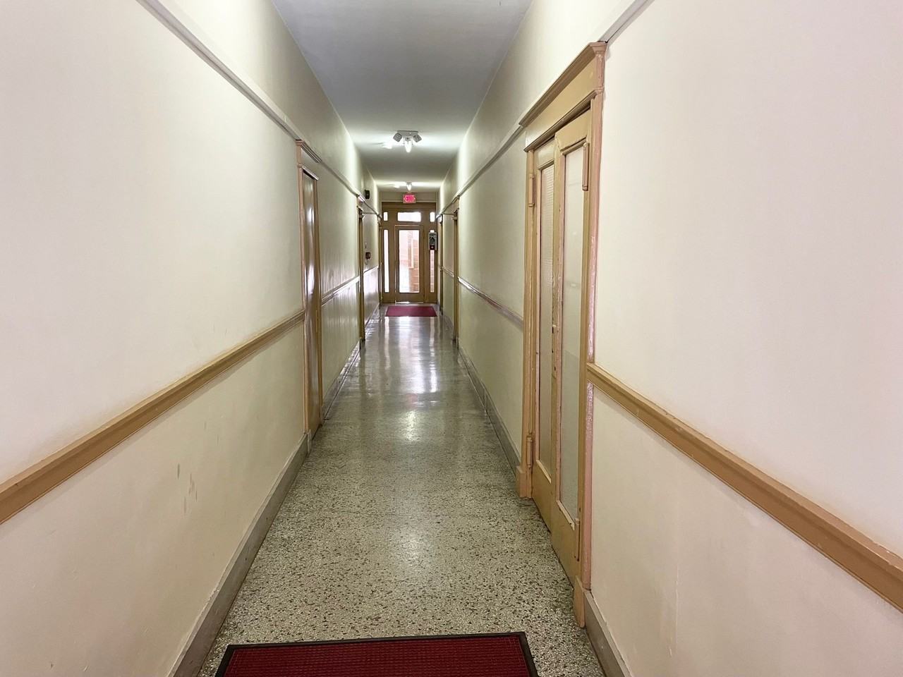 Affordable apartment in Dupont Circle - Photo 2 of 21