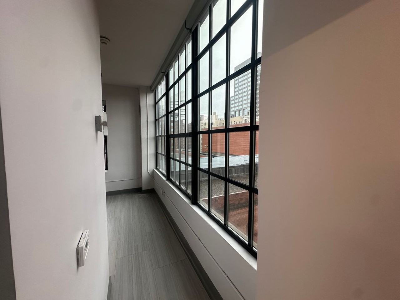 Sixth Street Exchange - Photo 7 of 18