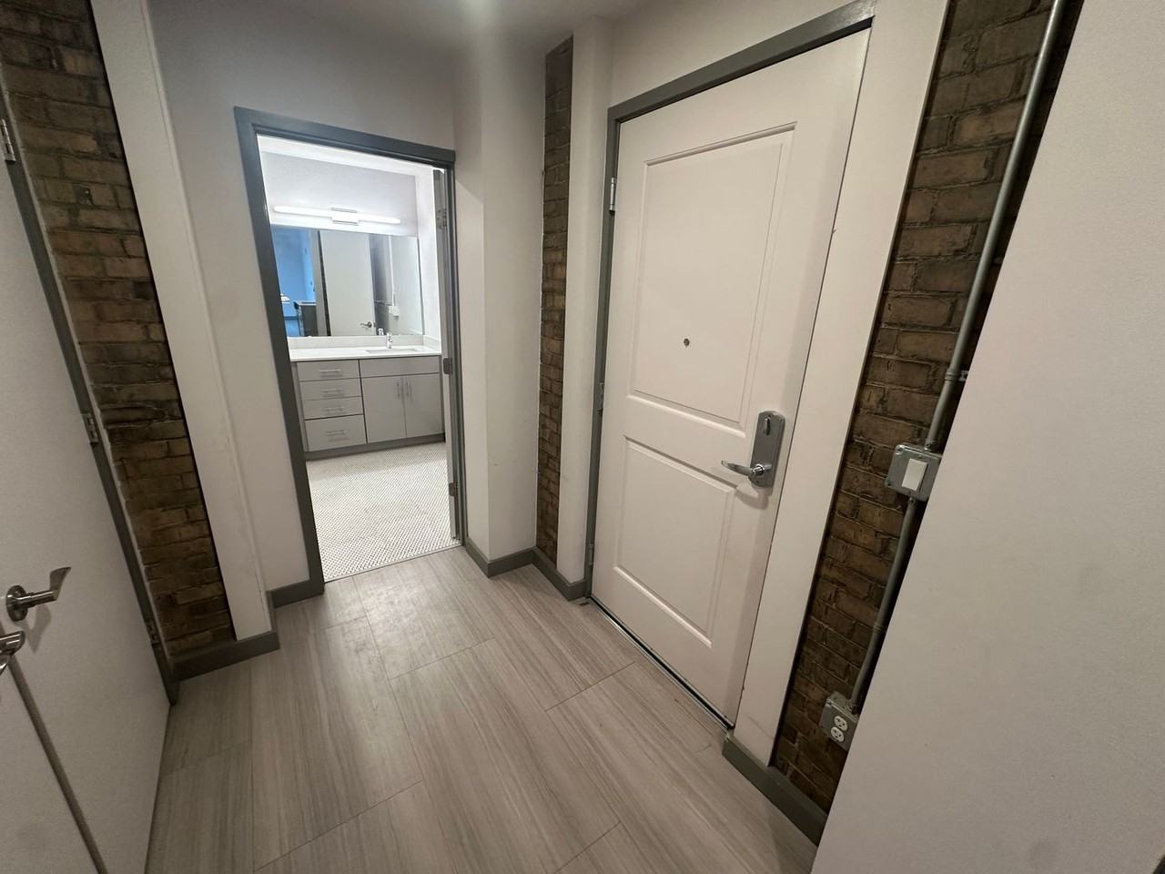 Sixth Street Exchange - Photo 7 of 11