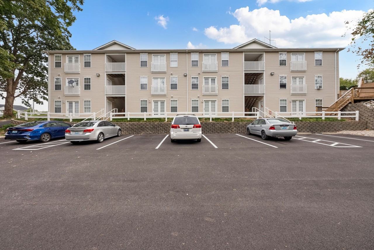 River Tanmer Apartments - Photo 5 of 47