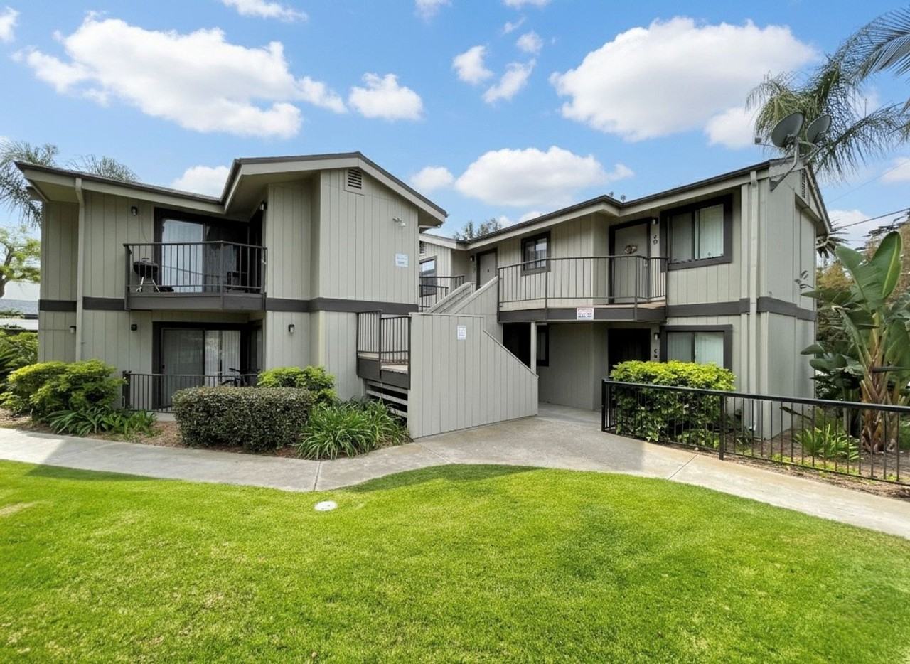 6 Dakota Drive #B - Photo 2 of 2