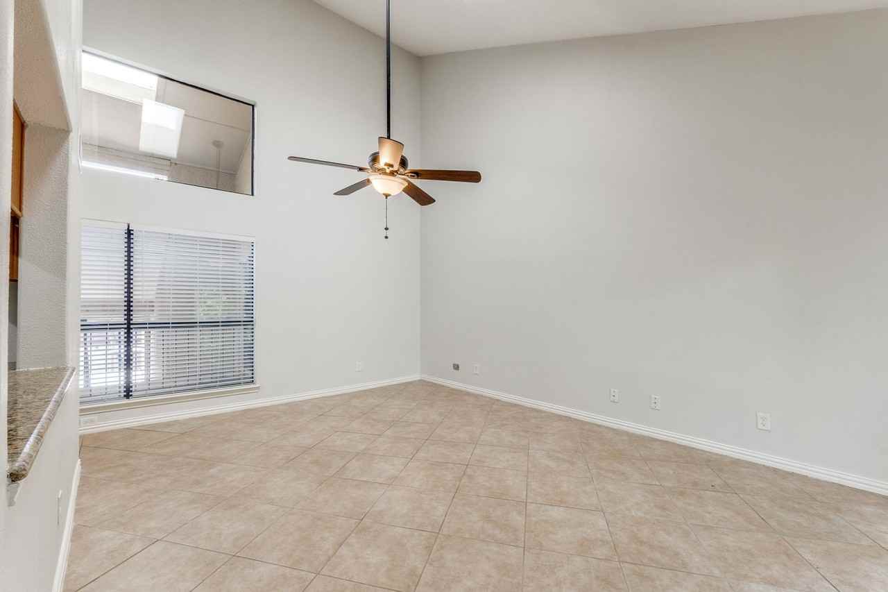 Creekside Condominumums - Photo 6 of 31