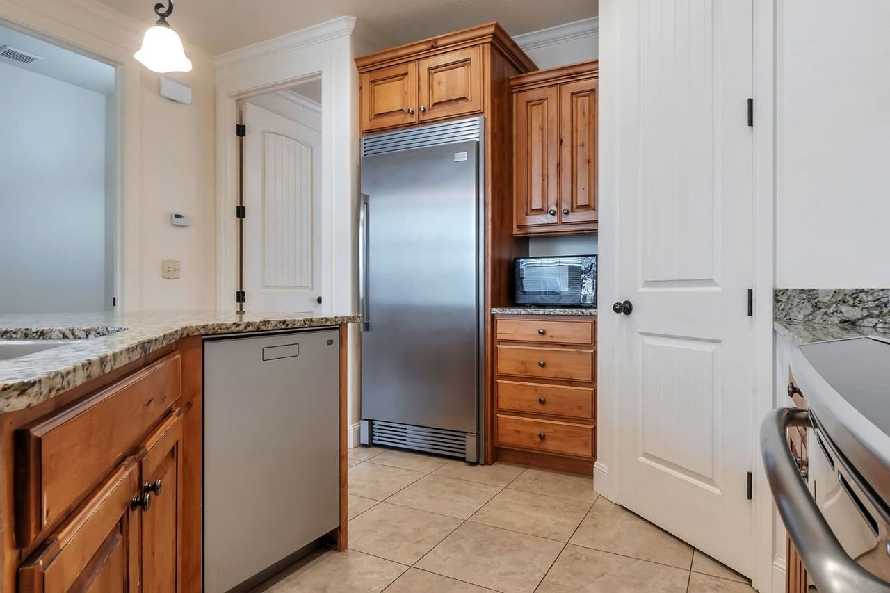 918 North 960 West - Photo 4 of 36