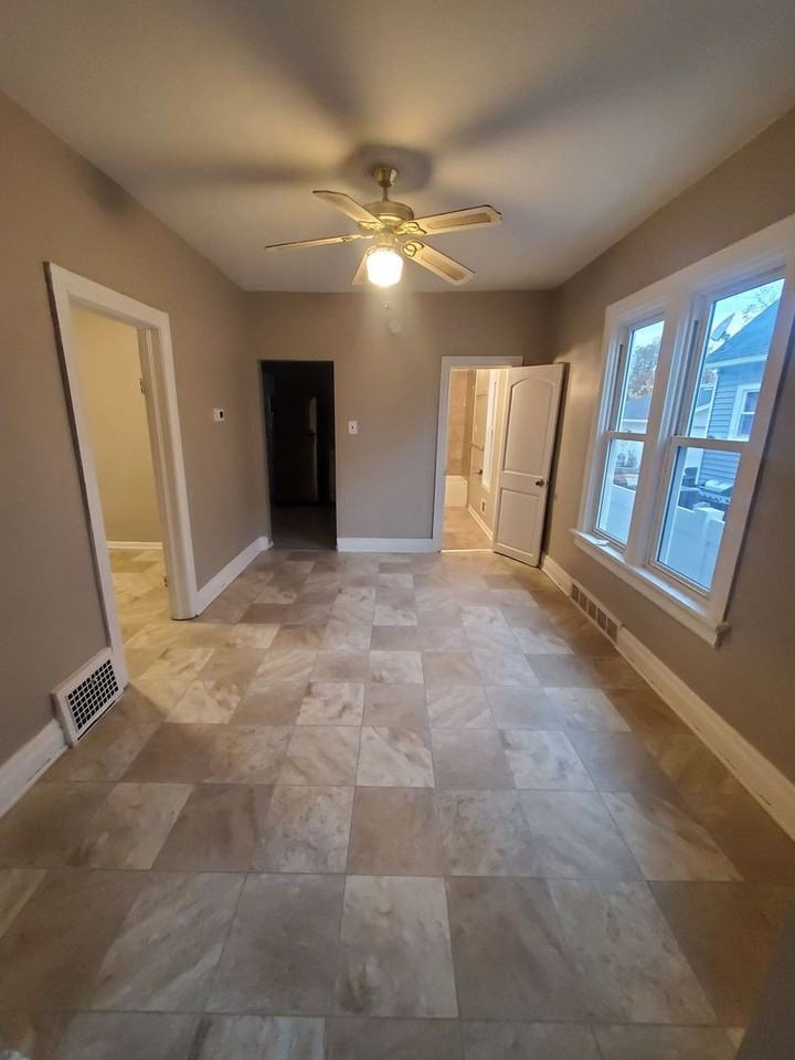 6806 24th Avenue - Photo 3 of 15