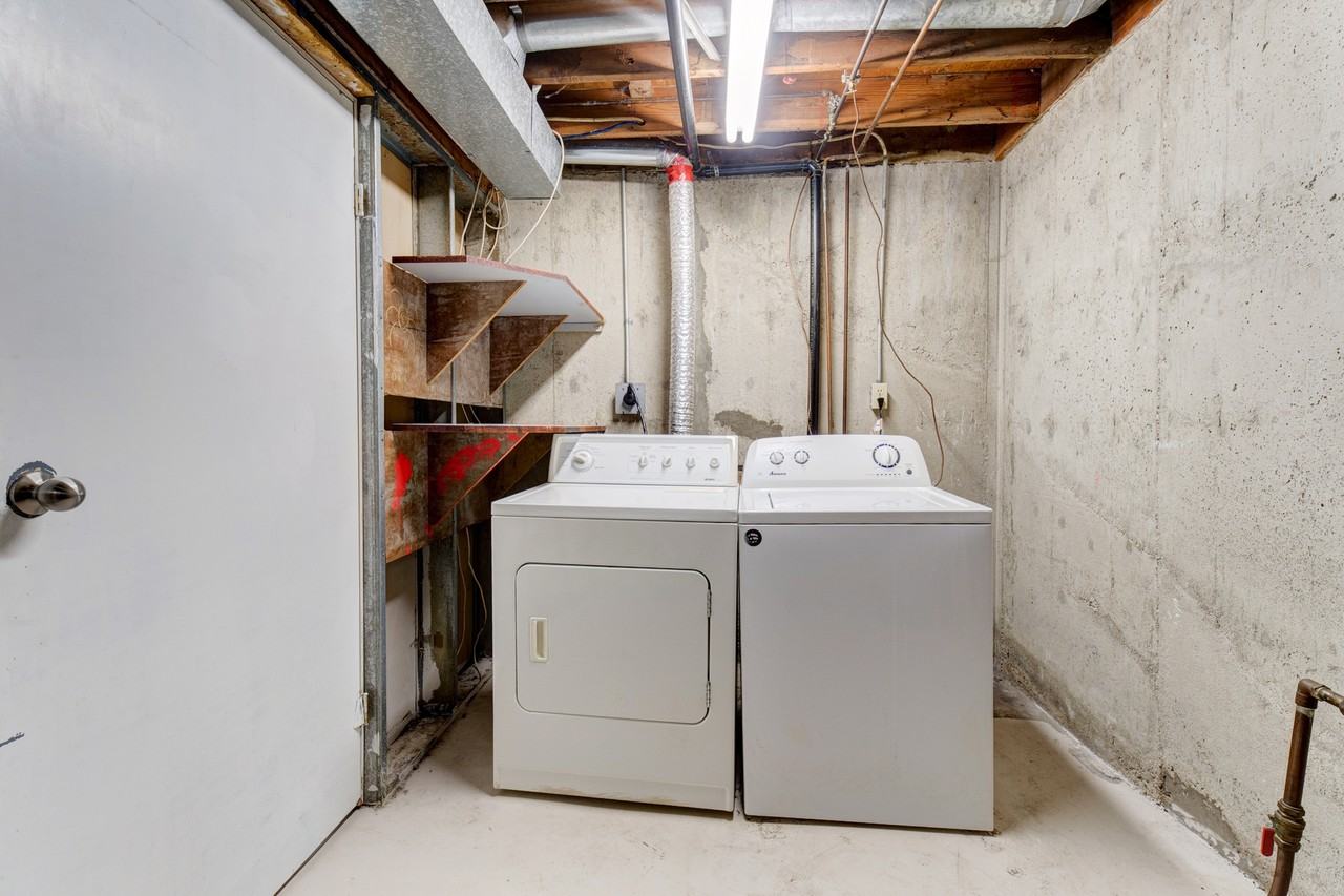 5426 144B Avenue Northwest - Photo 4 of 30