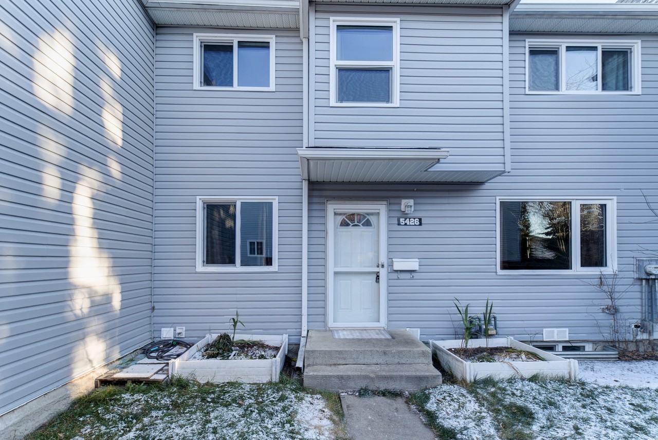 5426 144B Avenue Northwest - Photo 5 of 30