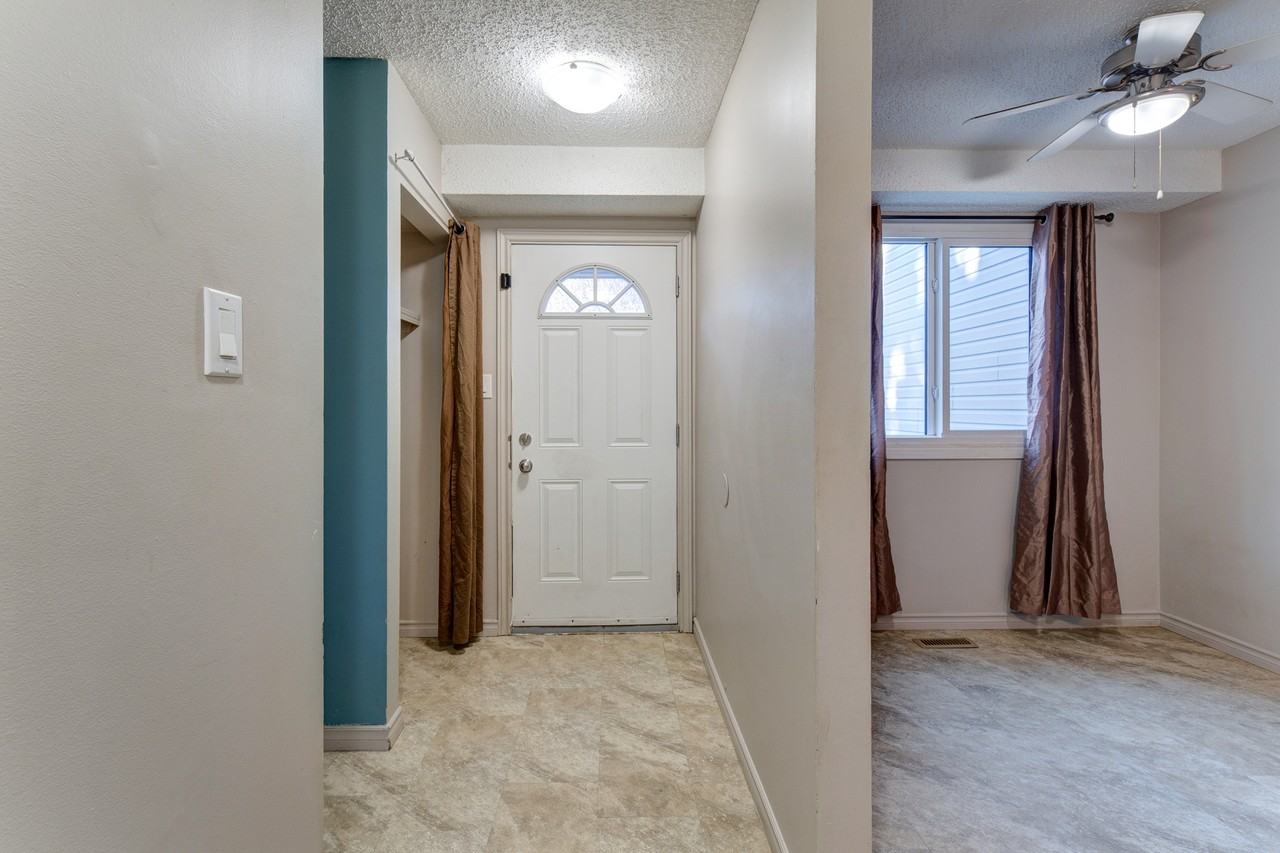 5426 144B Avenue Northwest - Photo 6 of 30