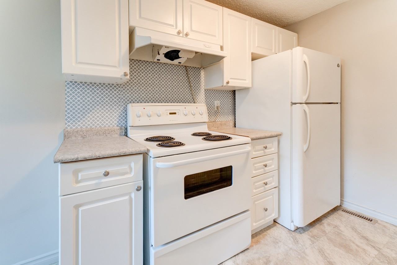 5426 144B Avenue Northwest - Photo 7 of 30