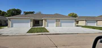 featured image of 810 Phoenix Court #C