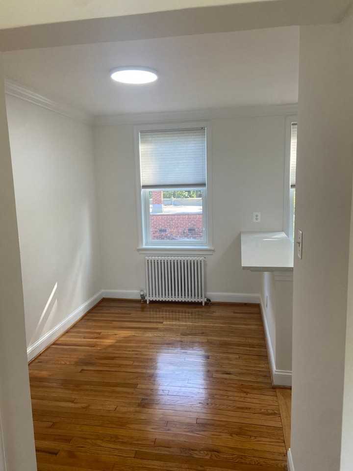 4111 Nicholson Street - Photo 3 of 6