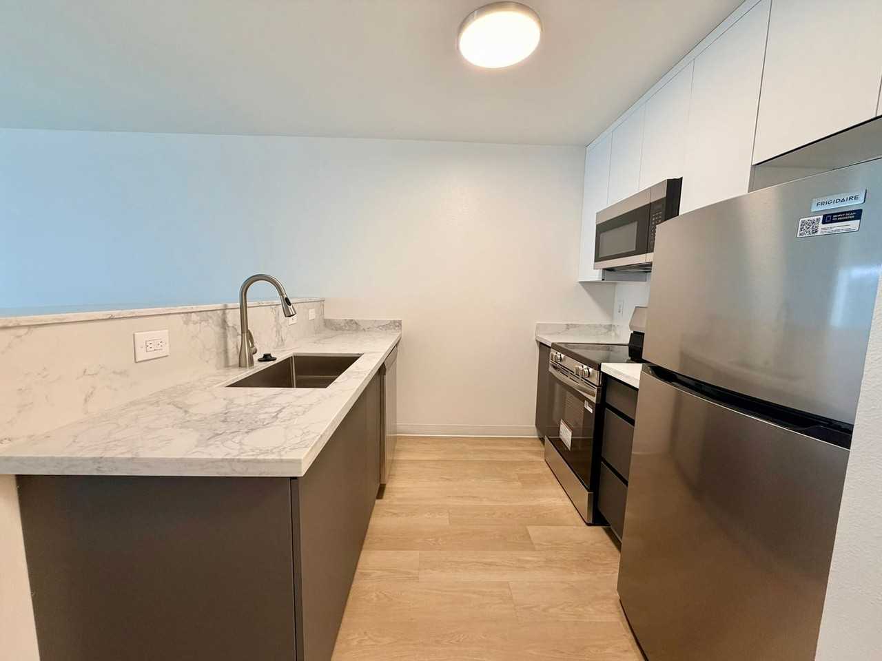 Eastlake Gardens - Photo 6 of 50