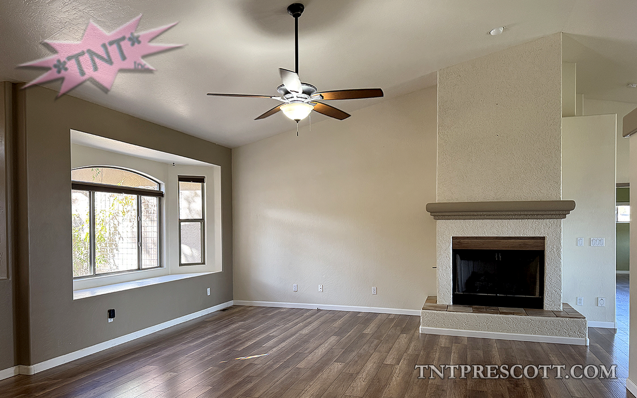 515 Shadow Mountain Dr - Photo 4 of 29