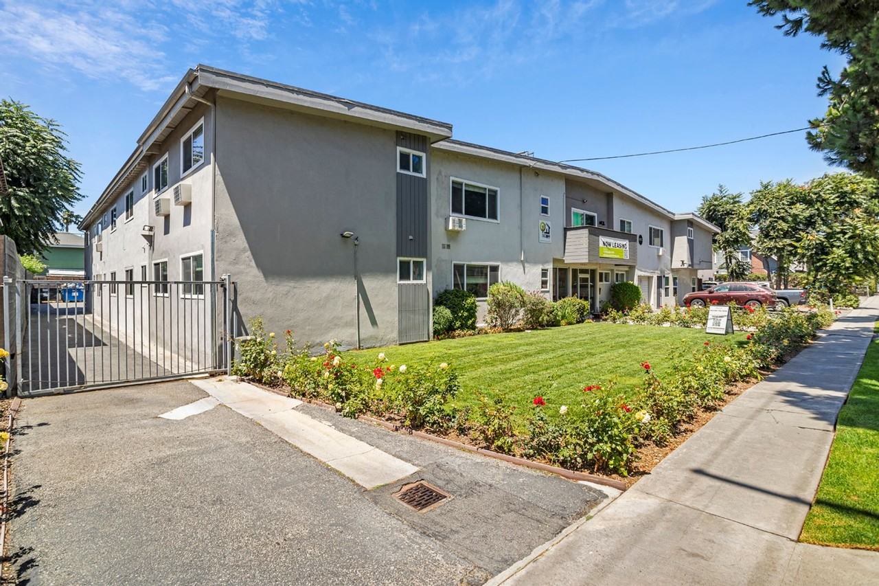 2801 Orchard Ave - Photo 7 of 17