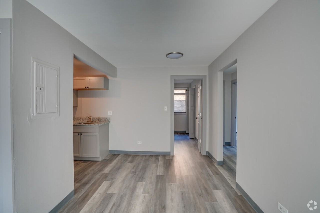 Bernice 9 - Photo 4 of 5