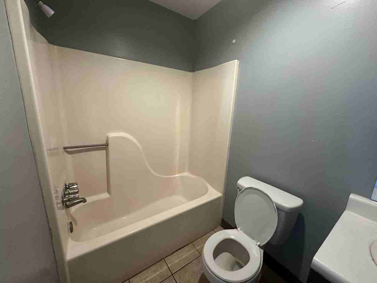 106 Limoges Street - Photo 6 of 13