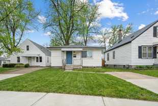 22366 Columbus Avenue - Photo 1 of 1