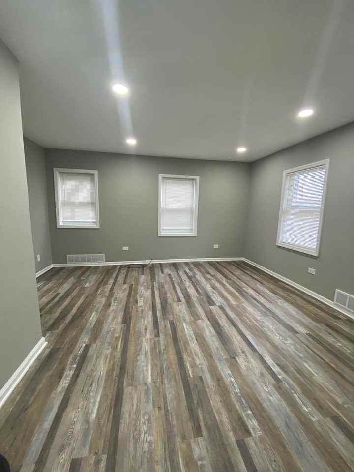 3441 Lincoln Street - Photo 3 of 7