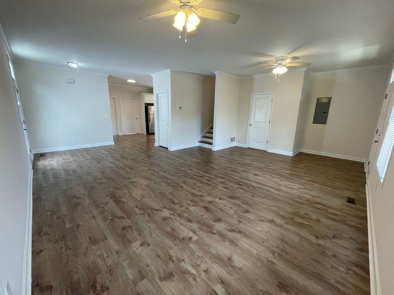 483 First St - Photo 2 of 11