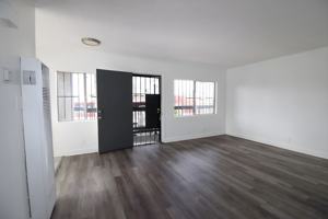 featured image of 11306 South Figueroa Street