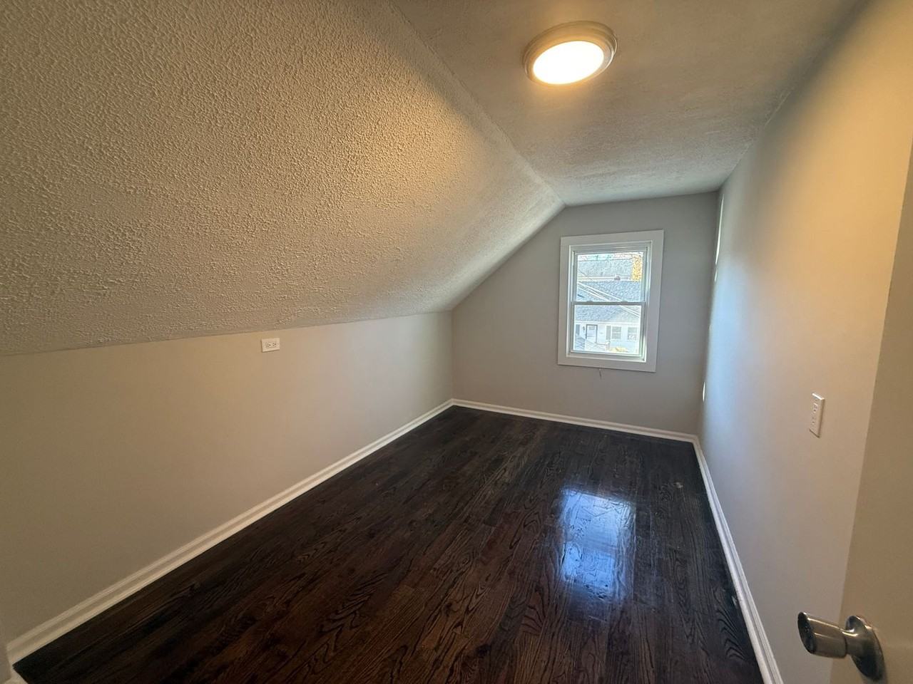 55 Ownly Ave - Photo 6 of 17