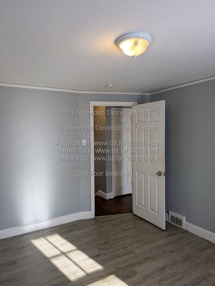 16851 Snowden St - Photo 6 of 13