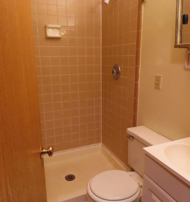 122 W 9th Ave - Photo 3 of 22