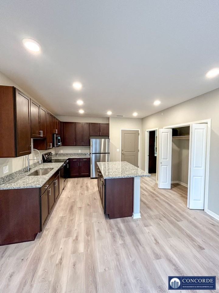 Horizon Apartments & Villas - Photo 7 of 36