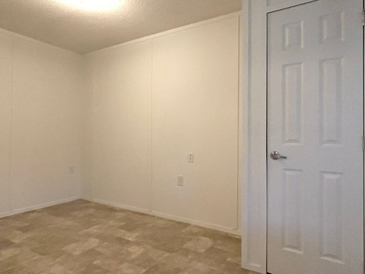 19571 Boones Ferry Rd Ne - Photo 4 of 16