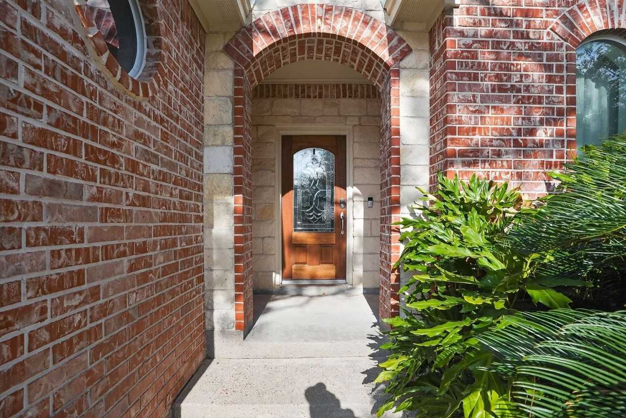 3705 Whisper Walk - Photo 3 of 50