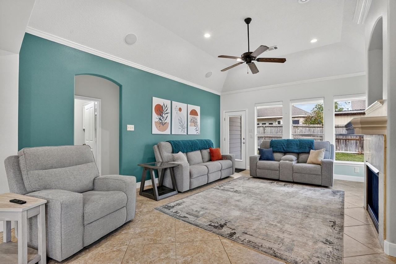 3705 Whisper Walk - Photo 6 of 50