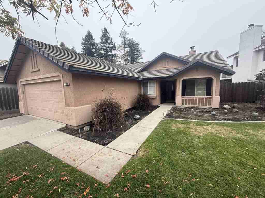 3902 Heartland Way - Photo 2 of 14