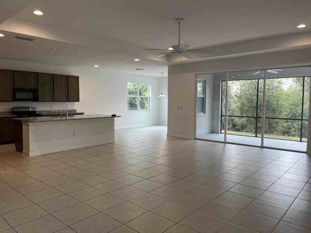 19736 Lonesome Pine Dr - Photo 6 of 29