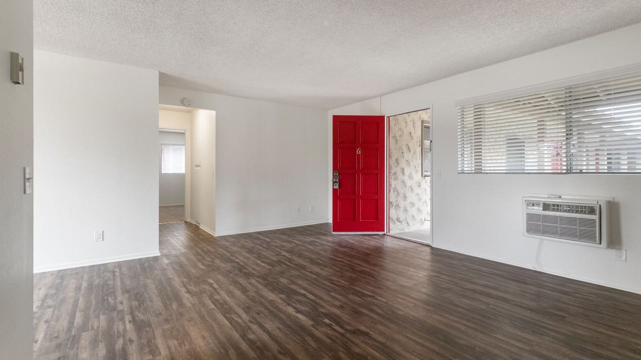 161 5th Ave - Photo 4 of 10