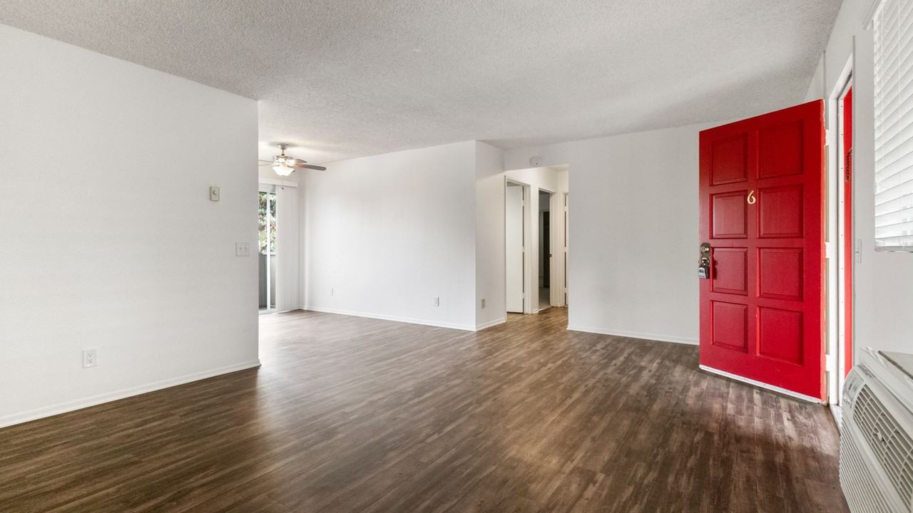 161 5th Ave - Photo 5 of 10