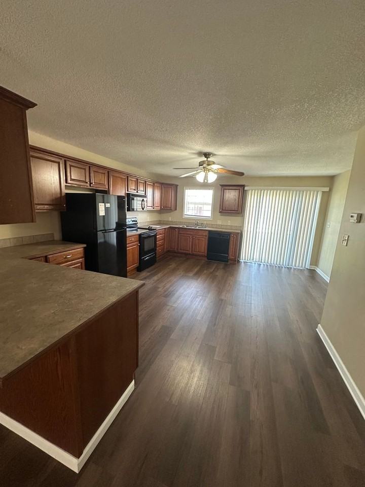 2810 Jefferson Street - Photo 3 of 14