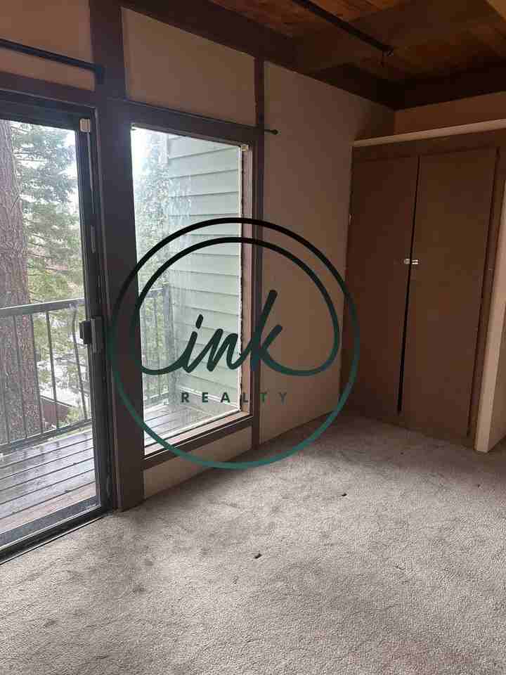 331 Tramway Dr #14 - Photo 5 of 10