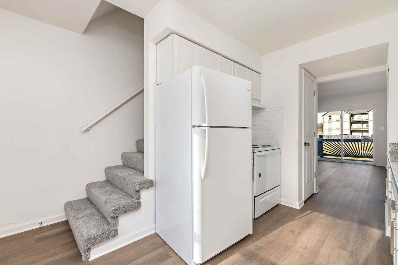 638 S Lakehurst Dr - Photo 4 of 23