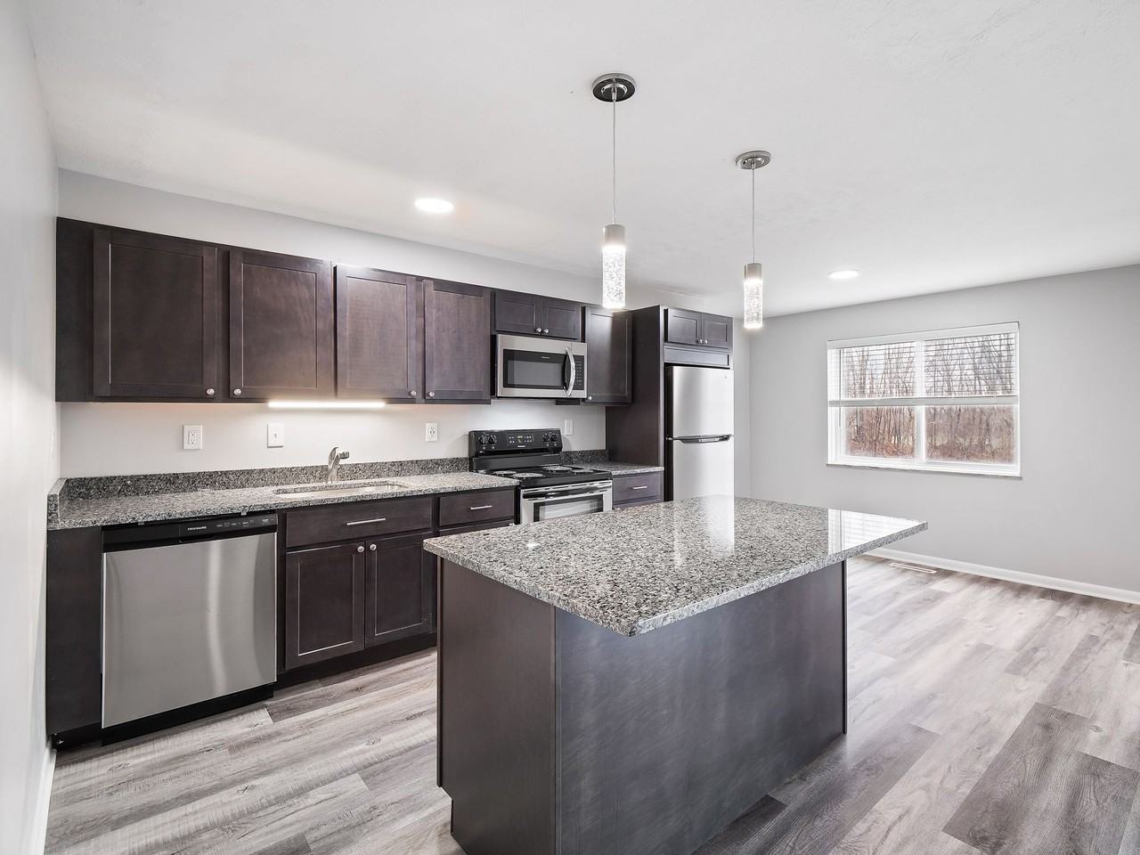 Claridge House Apartments - Photo 4 of 20