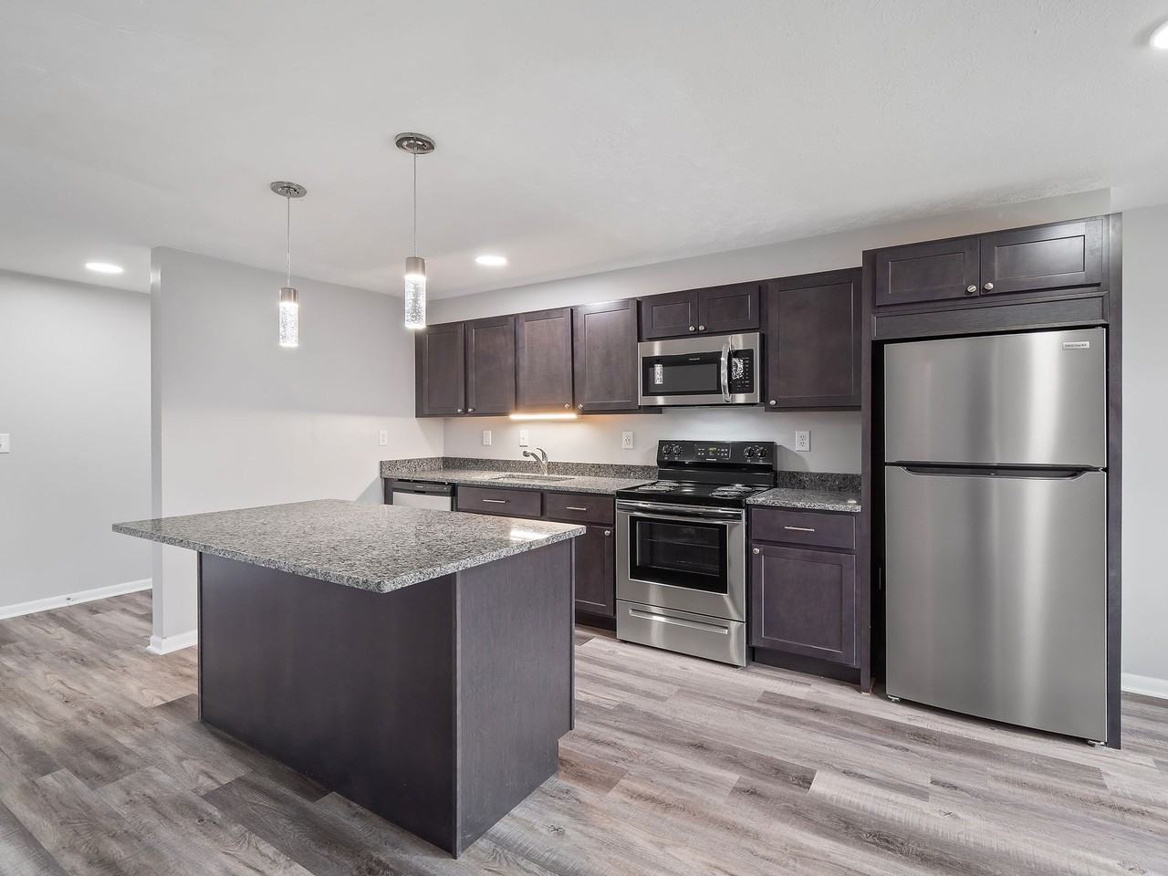 Claridge House Apartments - Photo 5 of 20