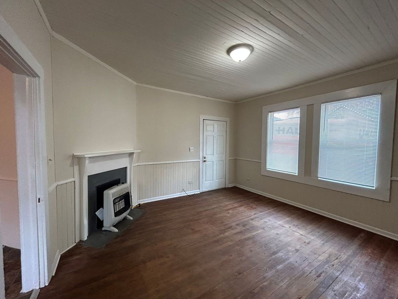 73 Pine Street - Photo 3 of 10