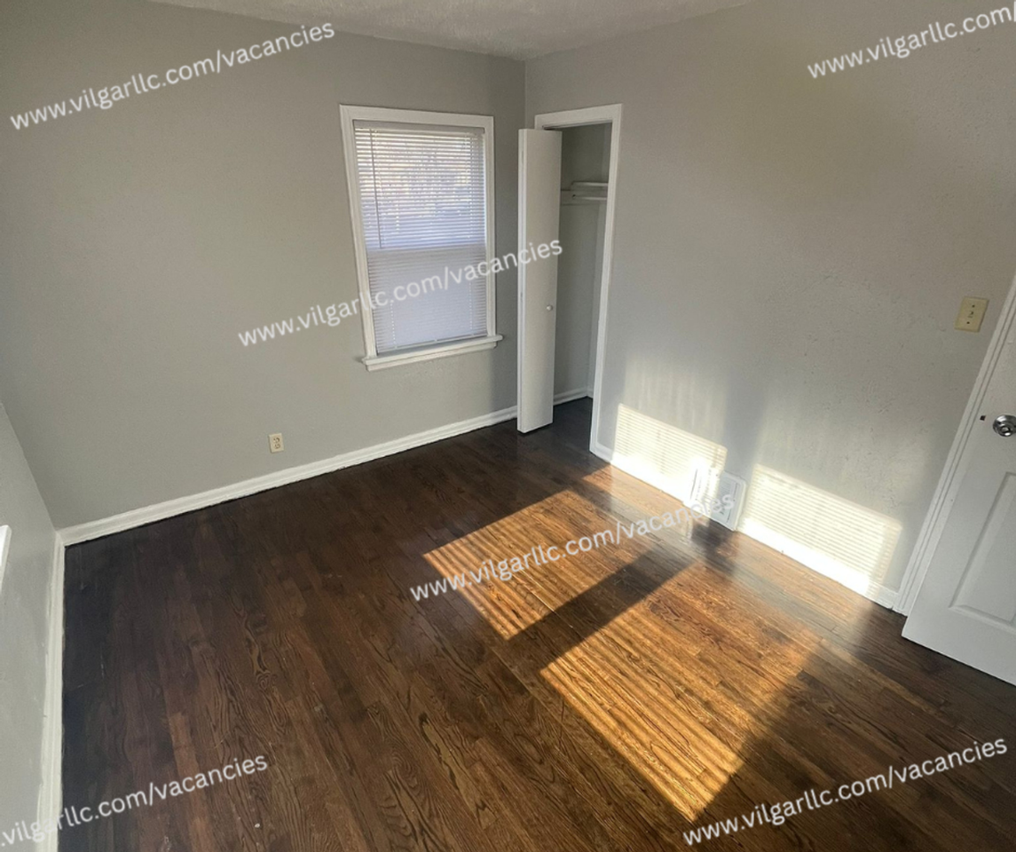 3720 E 10th Ave - Photo 4 of 16