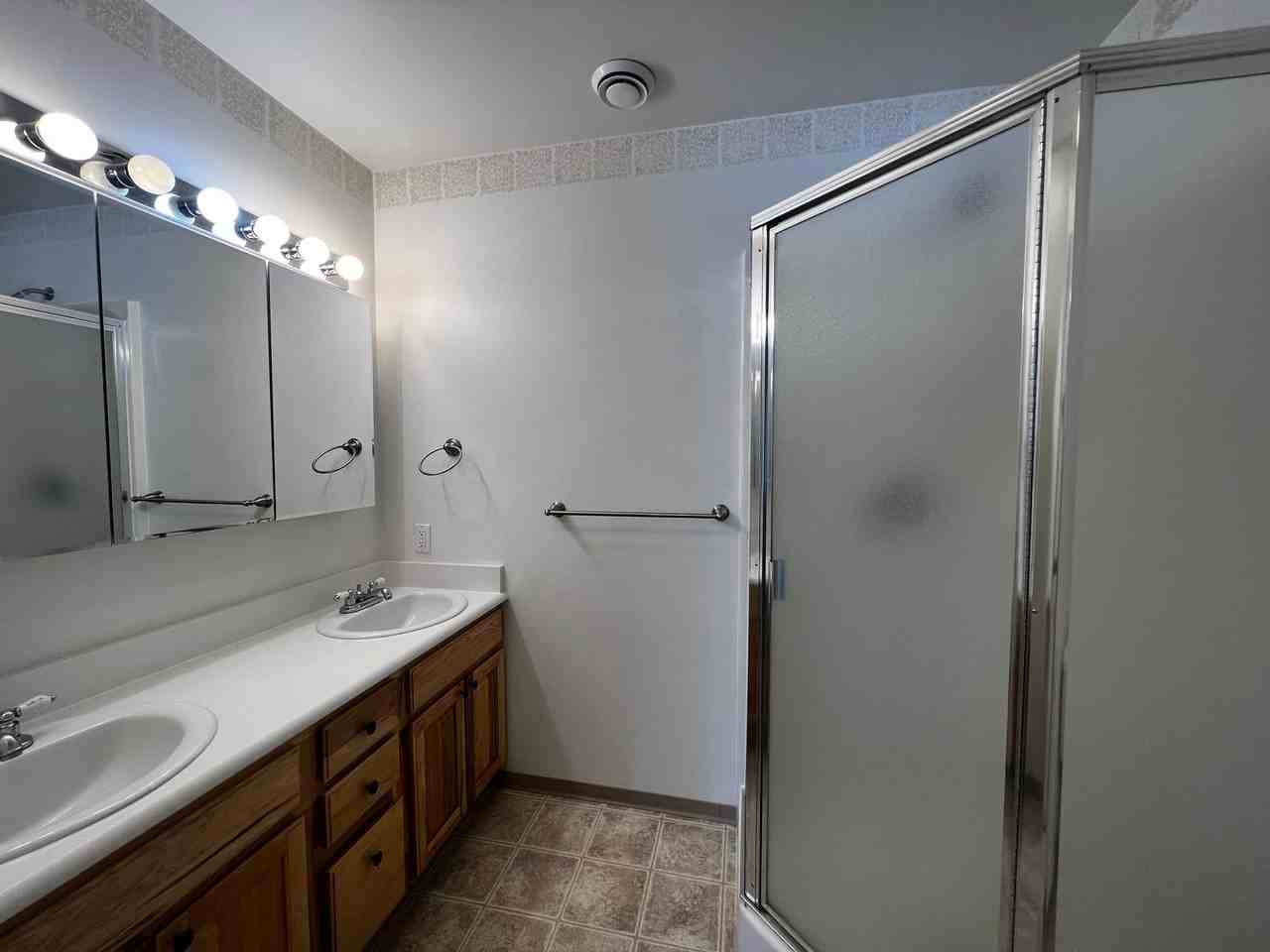 47192 Belmont Court - Photo 7 of 8
